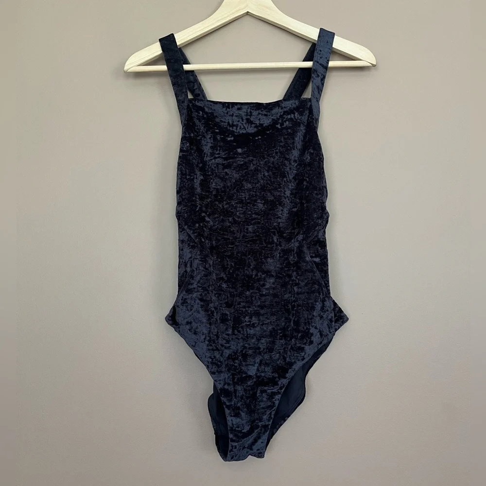 {Sweaty Betty} Retreat Velvet One Piece Swimsuit in Black - Womens Medium - NWT